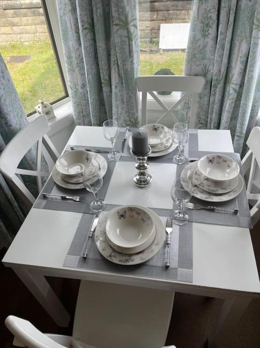 Apartment 2 Bedrooms In Near Center *