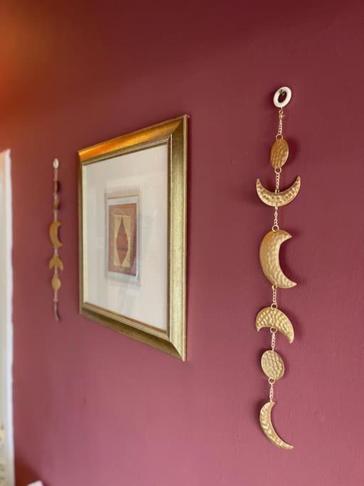 2 Bedrooms In Near Center EDI