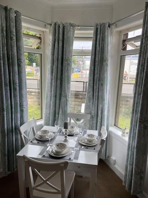 2 Bedrooms In Near Center Apartment